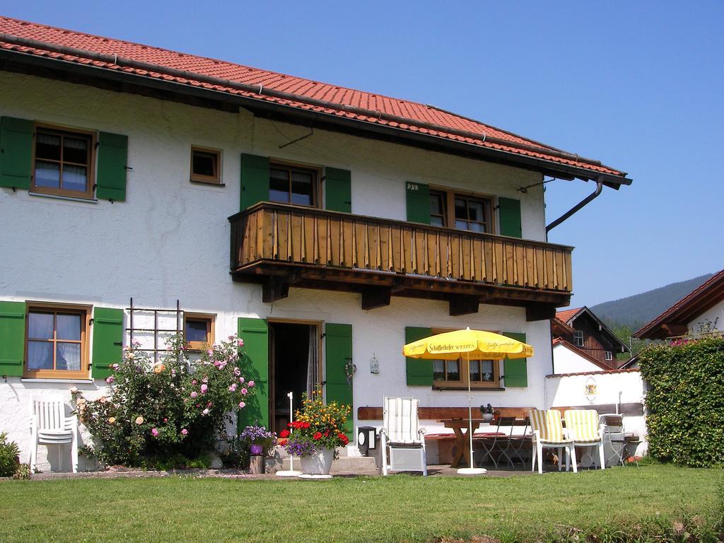 Gaestehaus Attenhauser Unterammergau Exterior photo