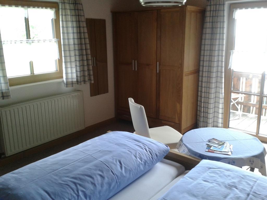 Gaestehaus Attenhauser Unterammergau Room photo